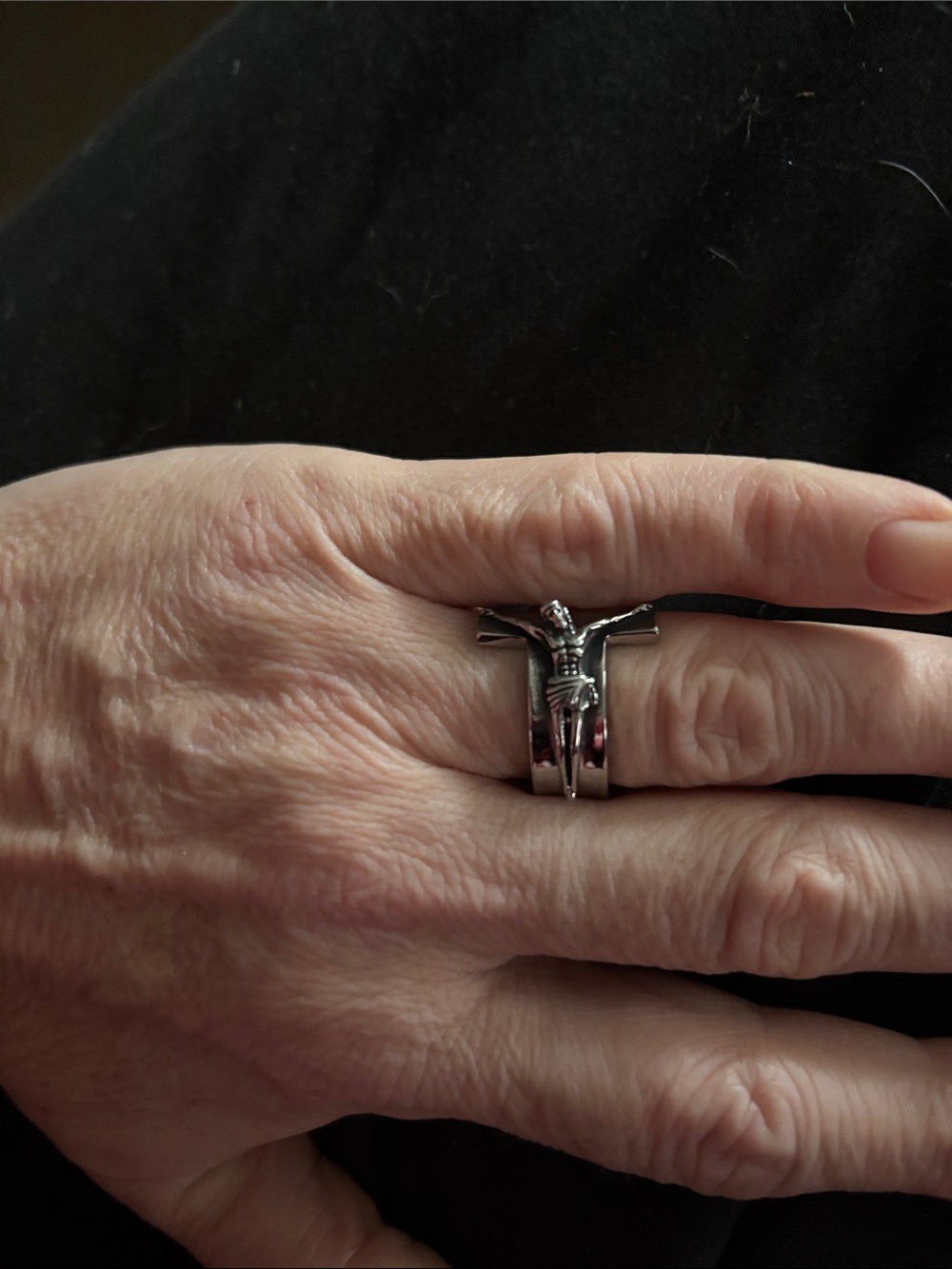 Men's Vintage Stainless Steel Jesus Cross Band Crucifix Ring, size 10